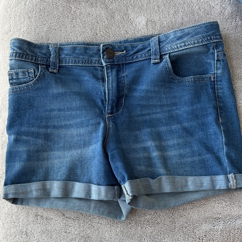 Girls Blue Denim Roll-Cuff Shorts